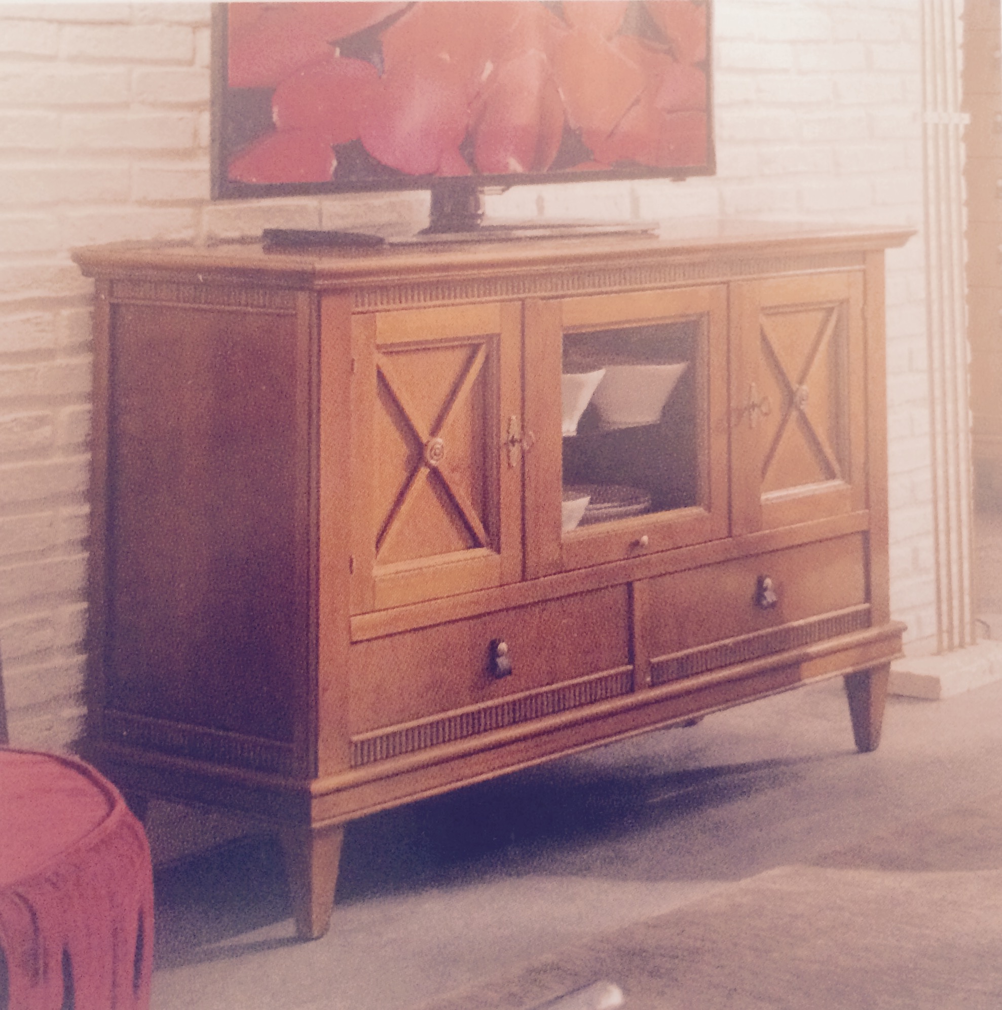 23.34/L TV-TABLE SIDEBOARDS WITH TWO DOORS AND TWO DRAWERS